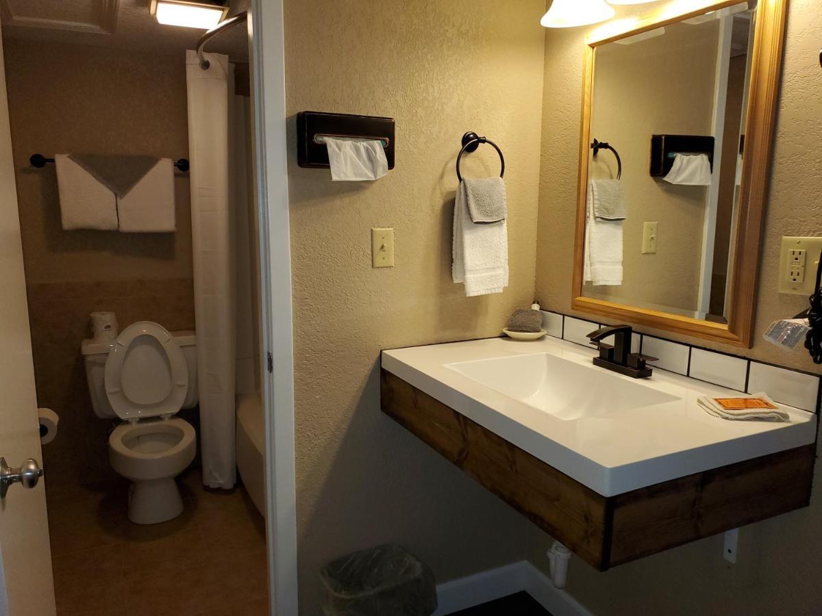 Kansas Country Inn Oakley Luaran gambar