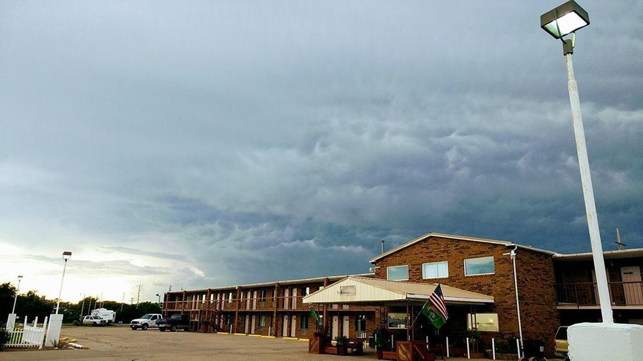 Kansas Country Inn Oakley Luaran gambar