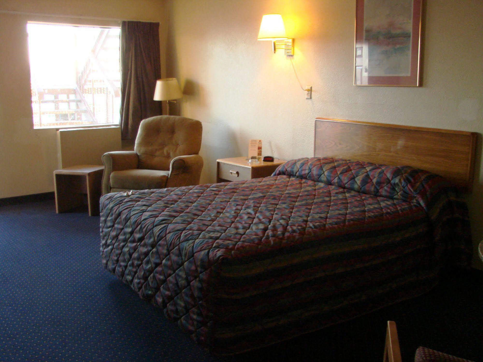 Kansas Country Inn Oakley Luaran gambar
