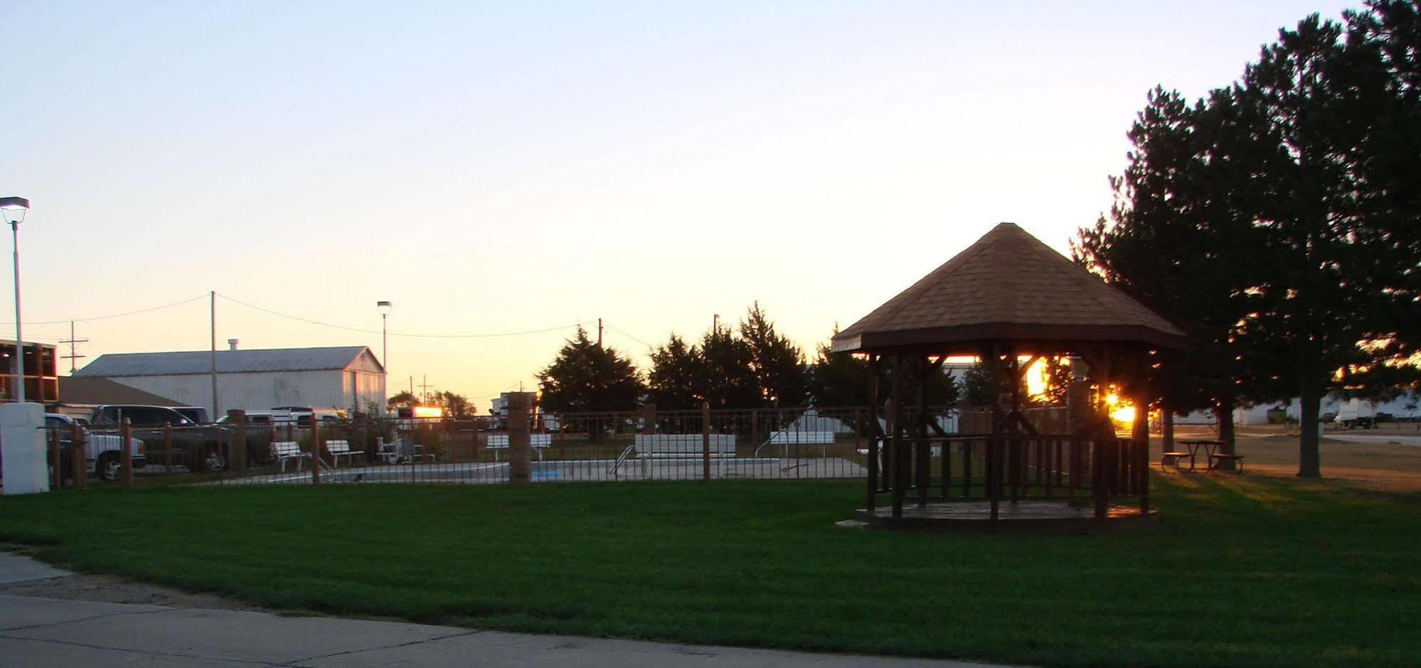 Kansas Country Inn Oakley Luaran gambar